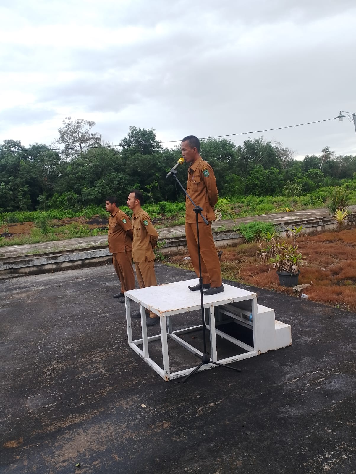 Ingatkan Persiapan Monev dan Sambut Mahasiswa KUKERTA UNRI 2026