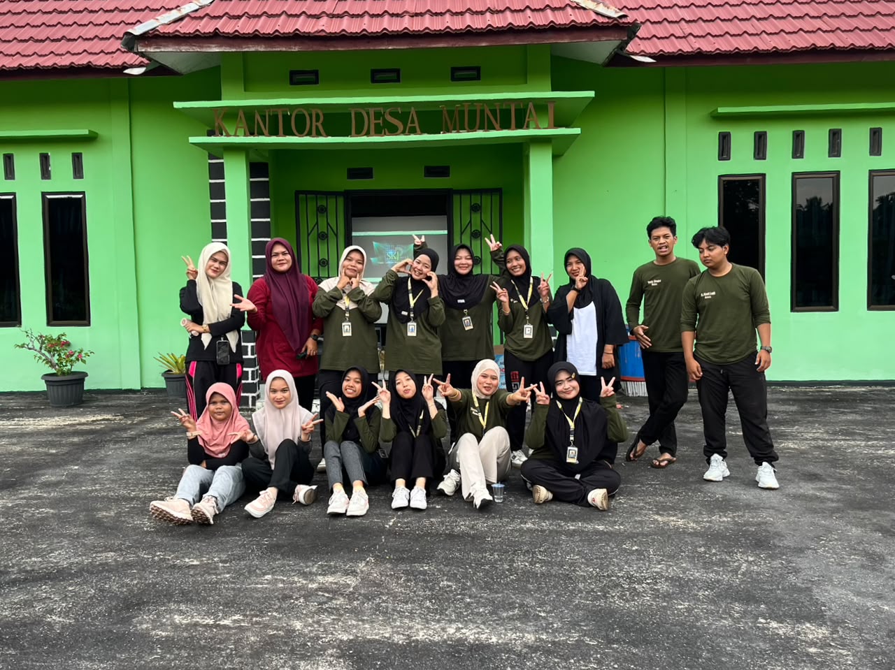 Mahasiswa KUKERTA Universitas Riau Berperan Aktif dalam Kegiatan Rembuk Stunting Desa Muntai