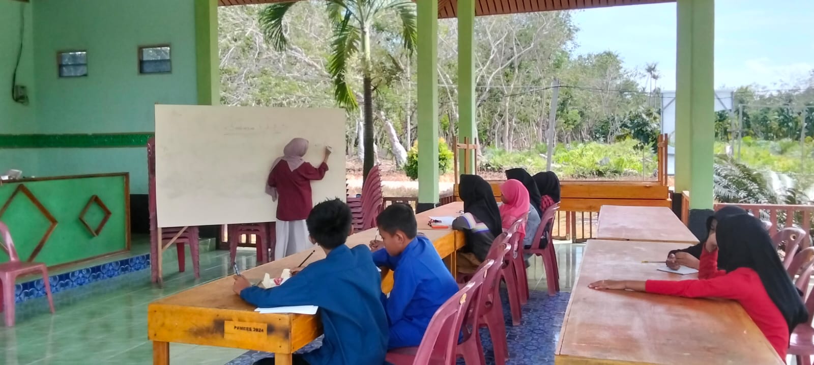 Pemerintah Desa Muntai Gelar Pelatihan Seni Kaligrafi bagi Pemuda-Pemudi